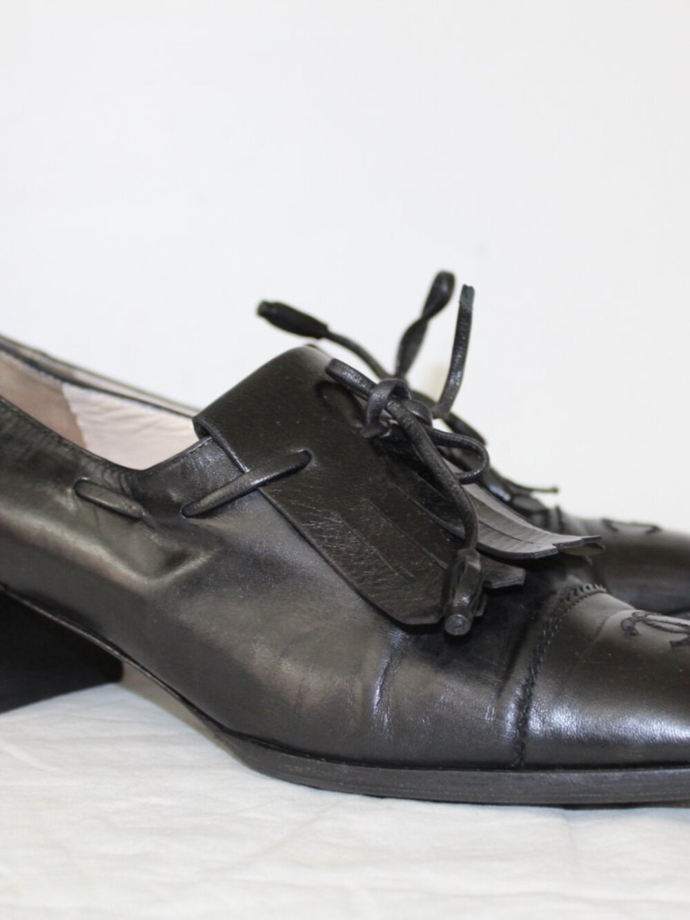 Chanel Vintage Square Toe Loafers Fringe Accent CC Toe Cap Block Heel 40.5 10.5 - Picture 4 of 13